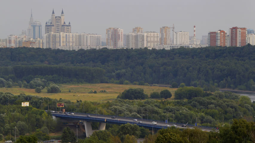 Фото - Москвич построил себе балкон и вызвал гнев соседей